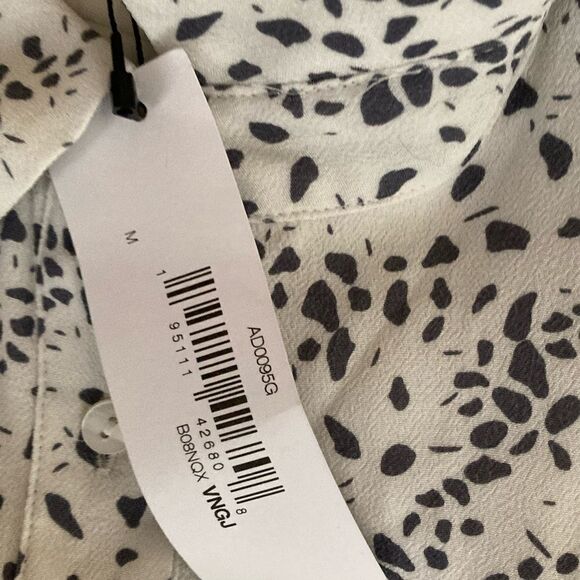 The drop blue White Long Sleeve dress medium NWT - Picture 7 of 7